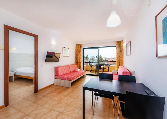 Apto Con Terraza 302